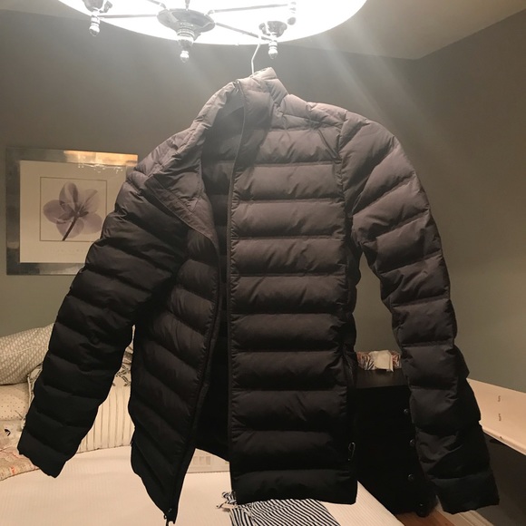 Lululemon mens jacket. - Picture 1 of 4